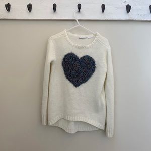 Girl’s sweater size 6.
